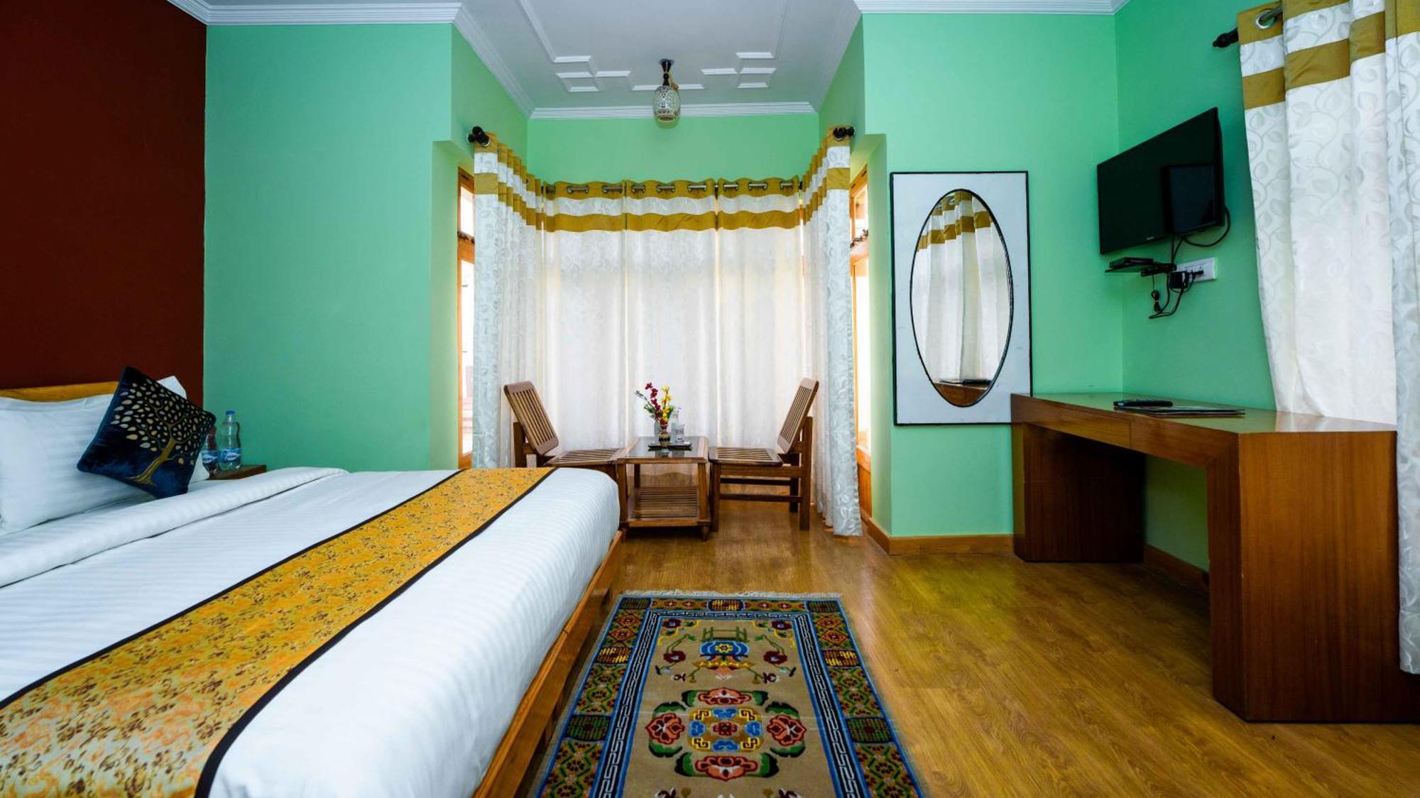 Hotel Om Ladakh Leh Extérieur photo