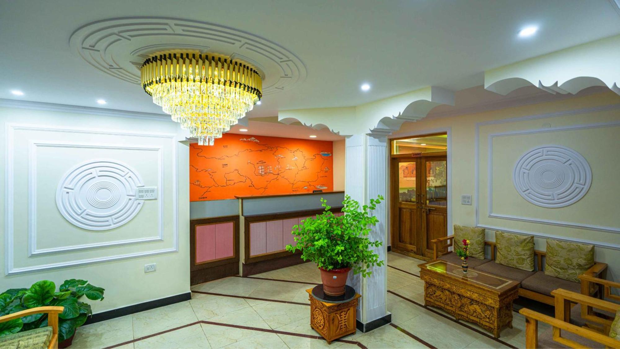 Hotel Om Ladakh Leh Extérieur photo