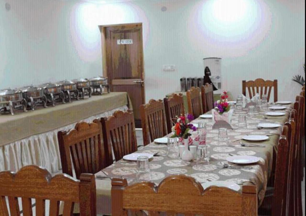 Hotel Om Ladakh Leh Extérieur photo